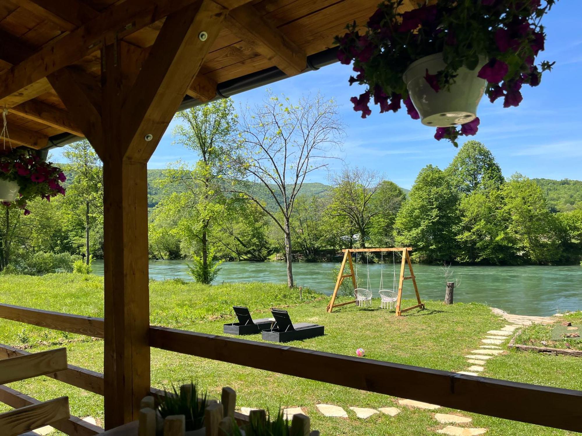 Vila Vikendica Krupa Na Vrbasu Banja Luka Exteriér fotografie